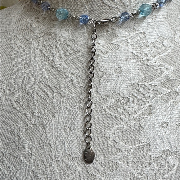 Enamel Flower Beaded Necklace with Earrings - Picture 5 of 5